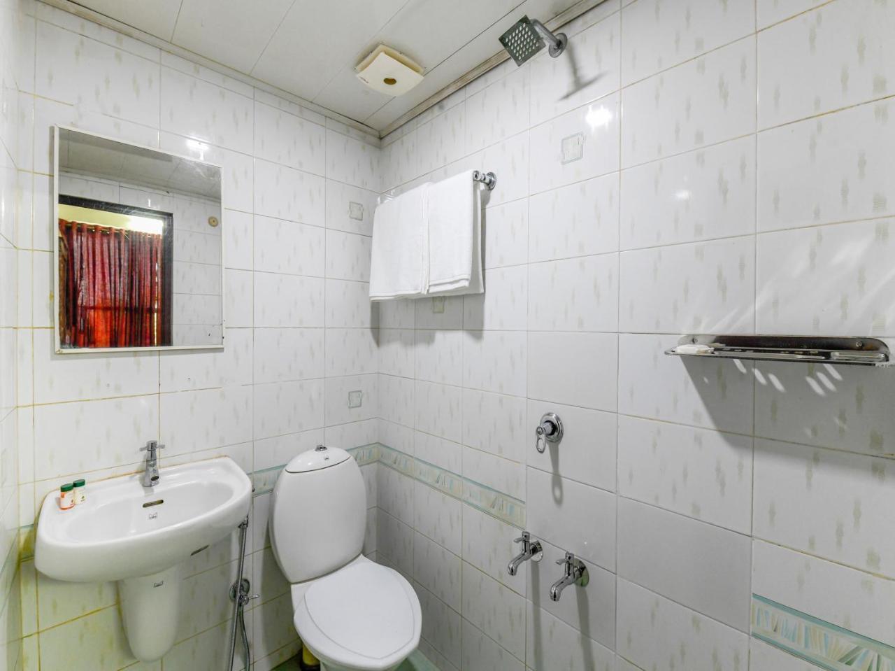 Oyo 11309 Hotel Green Land Residency Kochi 外观 照片